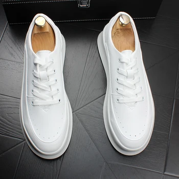 Japonský štýl mens príležitostných prírodné kožené topánky krajky-up bytov platformu obuvi priedušná biele tenisky mládež obuv chaussure